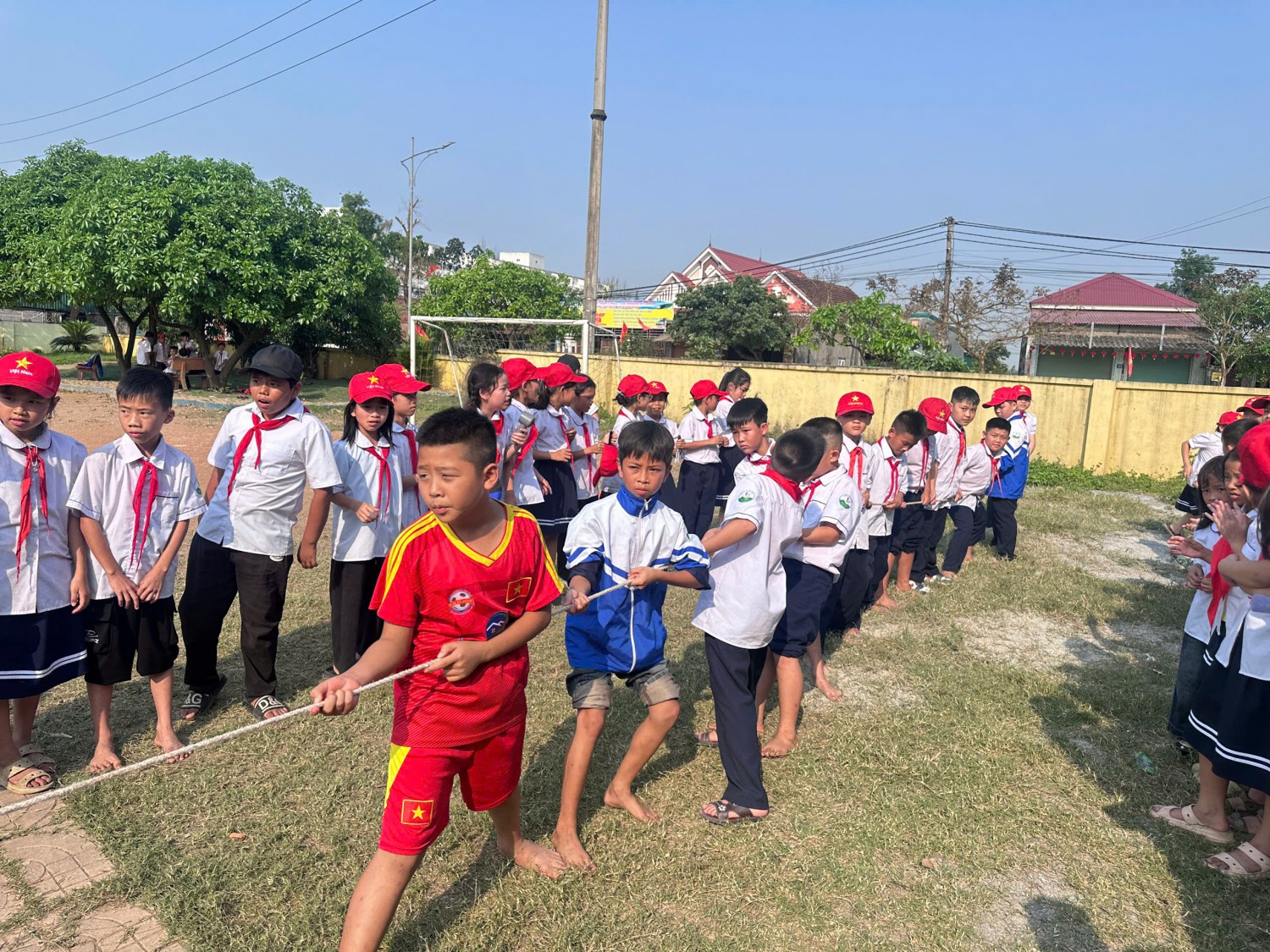 Ngày hội “Thiếu nhi vui khỏe - Tiến bước lên Đoàn”